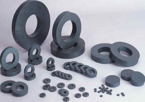 ring ferrite.jpg (78925 ???)